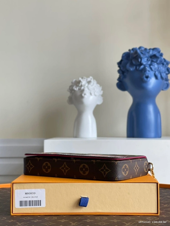 Official oldcobbler POCHETTE LOUIS FÉLICIE VUITTON 0819